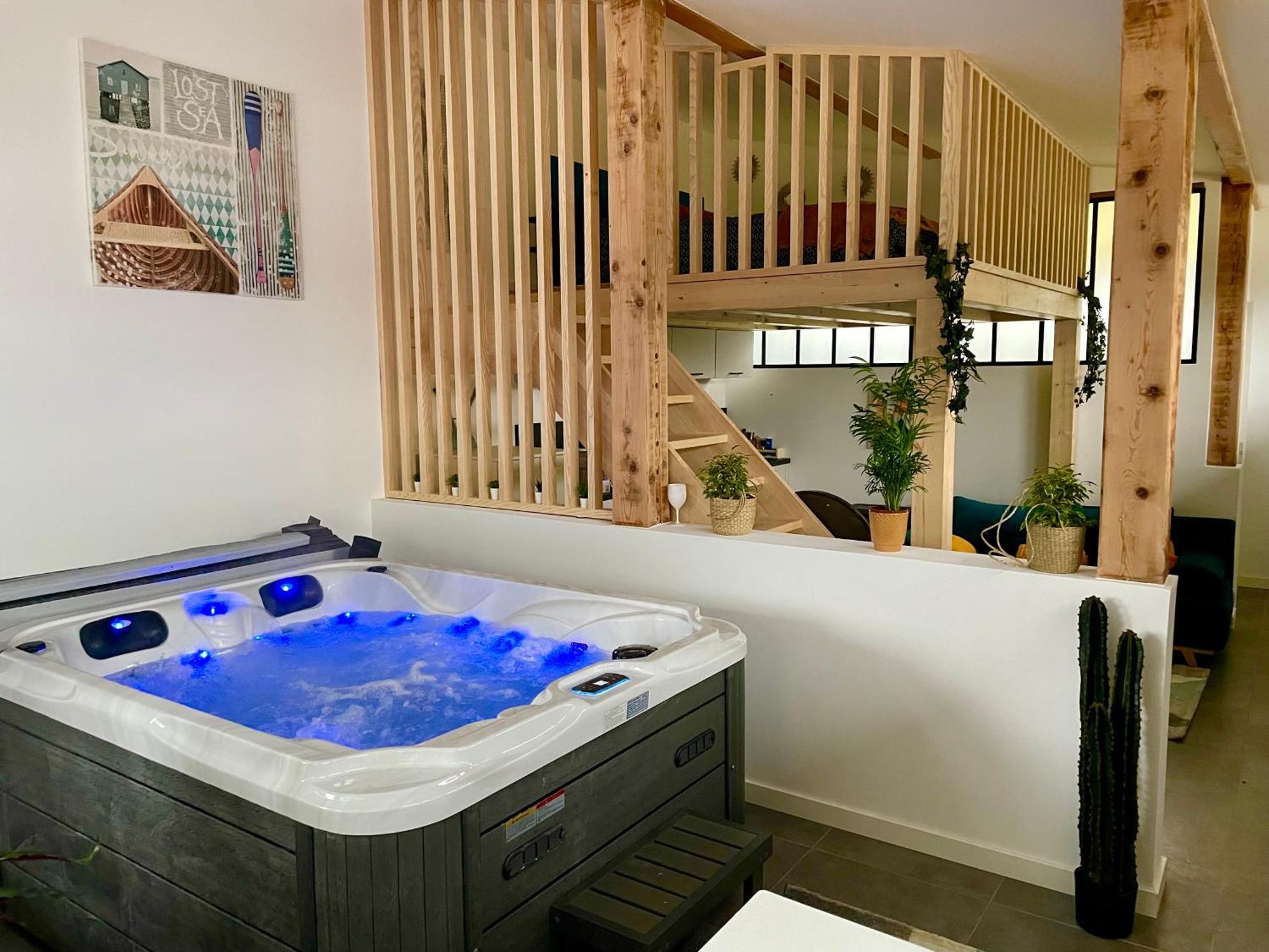 Апартаменты Loft Avec Jacuzzi Et Terrasse Prives Севрие Экстерьер фото